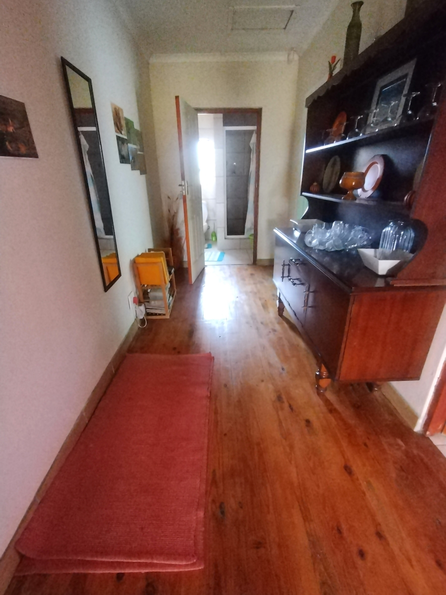 6 Bedroom Property for Sale in Kruisfontein Eastern Cape